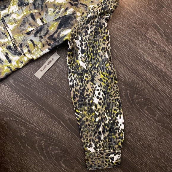 Jacket - Picture 3 of 7